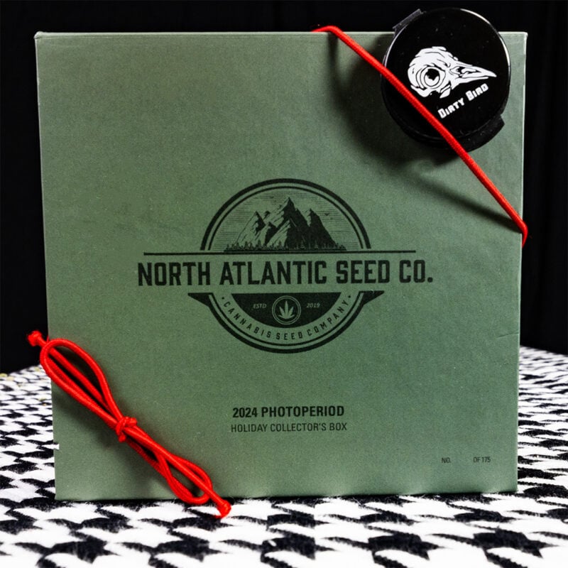 North Atlantic Seed Co. Holiday Collector's Box- Green Photoperiod